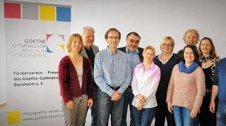 <p>Der neue Vorstand des Fördervereins des Goethe-Gymnasiums (v.l.): Cornelia Fischer, Heinz-Jürgen Schocke, Jochen Breitenbach, Heinz Löffler, Ulrike Halfmann, Kerstin Buchner, Nicole Guthier, Franz-Anton Schäfer, Dagmar Ecker und Joerg Fischer.</p>