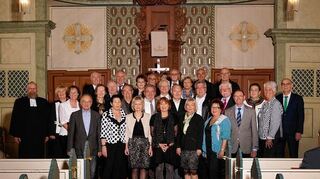 <p>In Reichenbach feierten vier Jahrgänge ihre Konfirmationsjubiläen. Unser Bild zeigt die Konfirmanden des Jahres 1965, die die goldene Konfirmation feierten.</p>