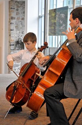 <p>Anlässlich des "Deutschen Musikschultages" präsentierte die Bensheimer Musikschule ein facettenreich bestücktes "Podium junger Künstler" im Eysoldt-Foyer des Parktheaters.</p>