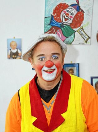 <p>Das ist Fred Diamant, der im richtigen Leben Thomas Back heißt. Jetzt gelang dem 48-jährigen begeisterten Clown der Sprung in die Roncalli-Zirkusfamilie.</p>