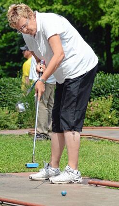 <p>Als sehr zielsicher zeigte sich Ute Rothermel bei den Senioren-Hessenmeisterschaften, wo sie mit großem Vorsprung den Titel holte.</p>