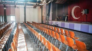 <p>Die Stühle in Gaggenau bleiben leer: Die Stadtverwaltung hat eine Wahlkampfveranstaltung des türkischen Justizministers für gestern abgesagt.</p>