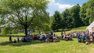 Feiern im Grünen: das Krehbergfest in Schannenbach.