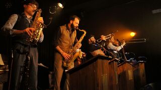 The Huggee Swing Band bei einem Auftritt