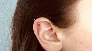 Piercings – hier das erste Exemplar der Autorin – sind nicht jedermanns Sache, doch wichtig ist, ob man selbst es schön findet.