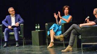 SRH-Chef Christof Hettich (v.l.) im Gespräch mit Rednerin Jutta Allmendinger und dem scheidenden Schauspielintendanten Burkhard C. Kosminski.