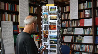 Karl-Heinz Royen in seinem Laden.