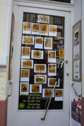 Die Tür der Buchhandlung.