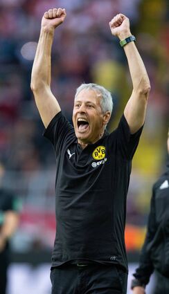 Im ersten Liga-Spiel unter seiner Leitung stürmte Borussia Dortmund gleich an die Tabellenspitze. Ganz zufrieden war Lucien Favre dennoch nicht.