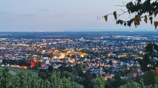 Im Kreis Bergstraße wird Wohnraum knapp. Allein in Bensheim (unser Bild) gibt es nach Angaben der Wohnungsnothilfe des Diakonischen Werks aktuell 300 aktiv wohnungssuchende Haushalte.