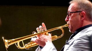 Die Laurissa will öfter auch mit prominenten Musikern zusammenarbeiten. Jetzt gastierte der bekannte Trompeter Ernie Hammes in Lorsch.