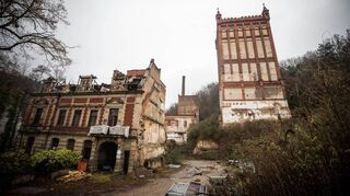Für die einen ist es erhaltenswerter Bestand, für die anderen sind es nur noch Ruinen: Die noch bestehenden Gebäude auf dem Areal der ehemaligen Hildebrand’schen Mühle in Weinheim gammeln weiter vor sich hin.