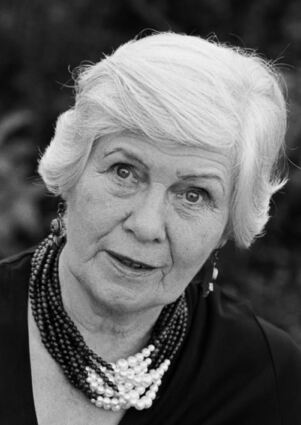 Mit Witz: Jane Gardam.