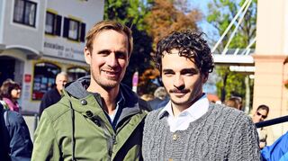 Die Bärte wachsen bei den Oberammergauer Jesus-Darstellern Frederik Mayet (links) und Rochus Rückel.