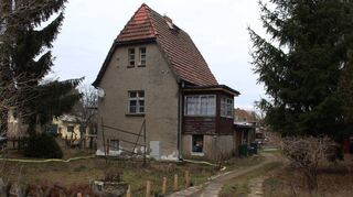 In der Kolonie „Eden“ sind die Häuser in die Jahre gekommen und werden jetzt nach und nach renoviert.