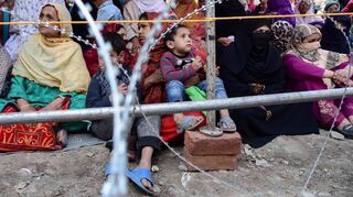 Unterstützer des Indischen Nationalkongresses nehmen in Srinagar an einer Wahlkampfveranstaltung teil. Die Parlamentswahl soll in sieben Phasen vom 11. April bis zum 19. Mai stattfinden.