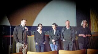 <p>Podiumsdiskussion im Saalbau-Kino mit (von links) Joachim Kühn, Luzia Schmid, Regina Schilling, Adrian Koerfer und Brigitte Tilmann.</p>