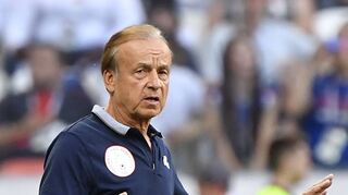 Am Boden bleiben: Gernot Rohr tritt ab 21. Juni mit Nigeria beim Afrika-Cup an.