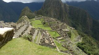 Der Höhepunkt einer Reise durch Peru: die Magie der legendären Inka-Stadt Machu Picchu.
