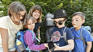 Auf eine spannende Stadtrallye begaben sich die Ferienspielkinder am Mittwoch und Donnerstag – erstmals mit einer Smartphone-App als digitalem Helfer.