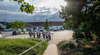 Treffpunkt für den Rundgang des SPD-Ortsbezirks Auerbach war der Lidl-Markt. Dessen geplante Erweiterung war auch erstes Thema der Runde.
