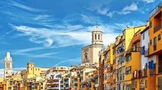 Girona nennt man auch das katalanische Venedig.