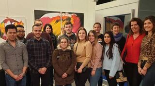 Eine Gruppe der Abendschule Heppenheim besuchte eine Aufführung von Schillers Theaterstück „Die Räuber“ in Bensheim.