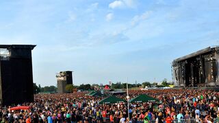 Volle Hütte: Das Maimarktgelände in Mannheim gehört nicht nur für Rockfans zu den beliebtesten Veranstaltungsflächen in der Region. Das Foto entstand bei einem Konzert der Toten Hosen.
