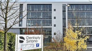 Dentsply Sirona ist der größte Arbeitgeber im Kreis Bergstraße. Zahnärzte bestellen infolge der Krise immer weniger Verbrauchsmaterial und neue Geräte.