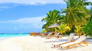 Träumen vom paradiesischen Urlaub: Die Ferien verlaufen für viele in diesem Jahr anders als geplant.