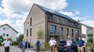 Auf dem Gelände der ehemaligen Brotfabrik im Westen der Stadt wurde ein Neubau mit geförderten Wohnraum eingeweiht.