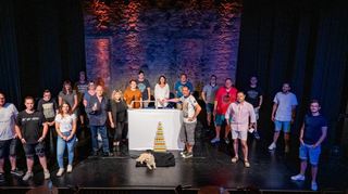 Im Varieté Pegasus findet am Samstag die Benefizveranstaltung „Virtual DJ Variety“ mit 17 DJs der Region statt. Die Musiker wechseln im 30-Minuten-Takt.