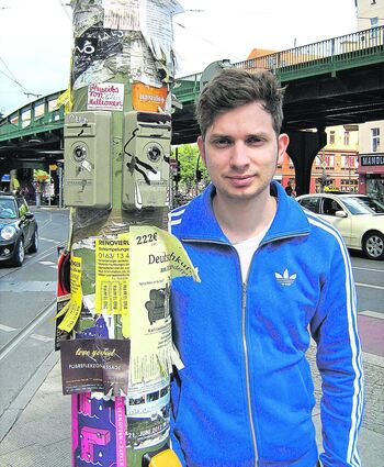 <p>Joab Nist ist vor allem davon fasziniert, wie die Dinge in Berlin gesagt werden. (Bilder: Rieppel)</p>