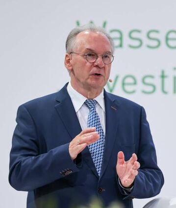 Reiner Haseloff und seine CDU stehen im Politbarometer gut da.