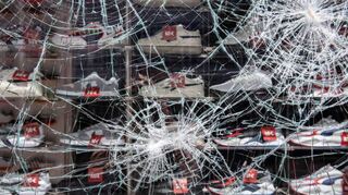 Bei den Ausschreitungen im Juni 2020 hatten die Täter Schaufenster eingeschlagen und Geschäfte geplündert.