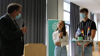 Kultusminister Lorz hielt beim vierten Scholl-Forum einen Vortrag, bevor er sich den Fragen des Plenums stellte.