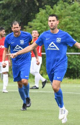 Der TSV Reichenbach stillte seinen Torhunger. Dafür verantwortlich waren unter anderem Andre Gehrig (re.) und Julian Beilstein (li.).