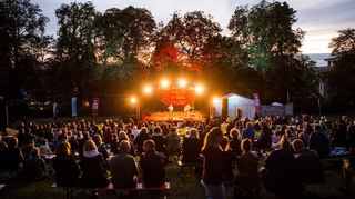 Stimmungsvoll wie immer: Das Festival Vogel der Nacht im Bensheimer Stadtpark kam beim Publikum hervorragend an.