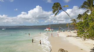 Sonne, endlose Sandstrände und tiefblaues Meer – die Dominikanische Republik birgt auch für Gäste so manchen verwunschenen Ort.