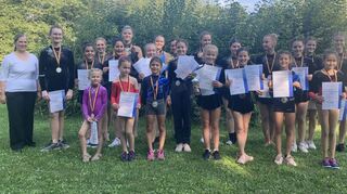 Erfolgreich bestritten die jungen Gymnastinnen der TSV Auerbach ihr Wettkampf-Comeback nach der Corona-Pause bei den Gaumeisterschaften in Biblis.