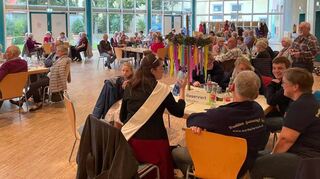 Zum Abschluss der Auerbacher Kerb waren die Senioren ins Bürgerhaus Kronepark eingeladen.