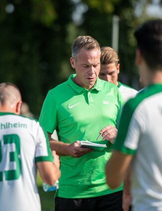 Fehlheims Trainer Sascha Huy hofft, dass er mit seinem Team für das Derby gegen den FC Fürth die richtige Einstellung findet.