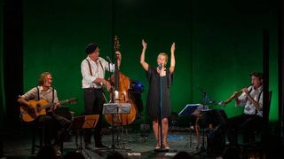 Mme Brell & die Filous bei ihrem Konzert im Theater Mobile.