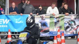 Joel Brauer hatte einen starken Auftritt beim Heimspiel Kart-Slalom-Supercup auf der Anlage des AC Bensheim und freute sich am Ende über den dritten Platz in seiner Klasse.