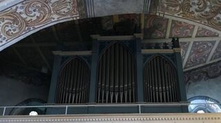 Die evangelische Kirche in Beedenkirchen wurde 1712 fertiggestellt. Grundmauern zeugen von Vorgängern in noch früheren Jahren.