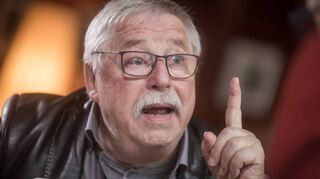 „Nur wer sich ändert, bleibt sich treu“, sagt Wolf Biermann. Der bald 85-Jährige führt ein Leben gegen den Uhrzeigersinn.