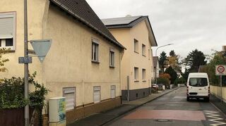 Neuer Asphalt, neue Beleuchtung, neue Beschilderung: Die Bismarckstraße-Süd soll saniert werden.