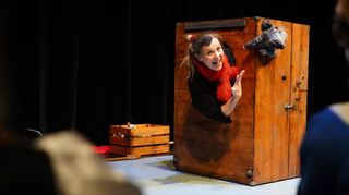 „Käpt’n Knitterbart und Mee(hr)“ begeisterte die Kinder im Parktheater.