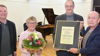 Zu den Gratulanten im Paul-Schnitzer-Saal gehörten v.l. Alexander Löffelholz, Ursula Hupfeld und Jörg Schwind.