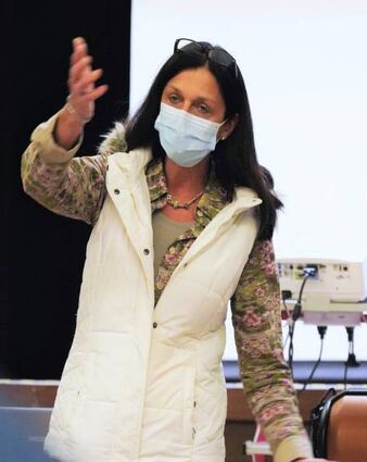 Konrektorin Bettina Klinke leitete den Infoabend ein.